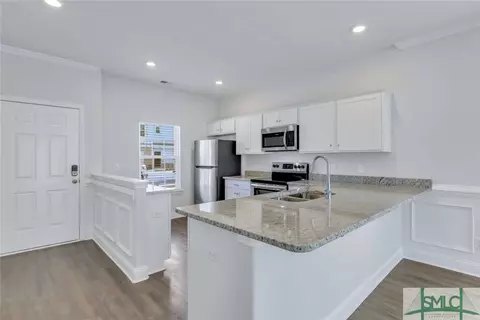 564 Governor Treutlen Cir, Pooler, GA 31322 photo 7