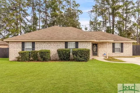 937 Ruth Dr, Hinesville, GA 31313