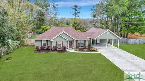 245 Abbey Dr, Richmond Hill, GA 31324