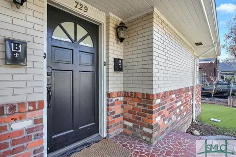 729 E 50th St, Savannah, GA 31405