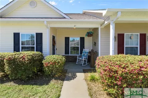 401 Barry Mccaffrey Blvd #A4, Hinesville, GA 31313