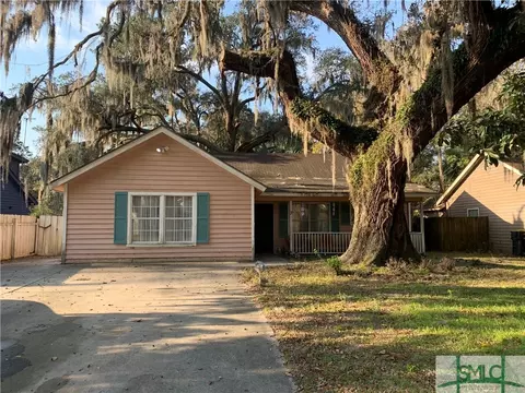 3 Jasmine Ct, Savannah, GA 31406