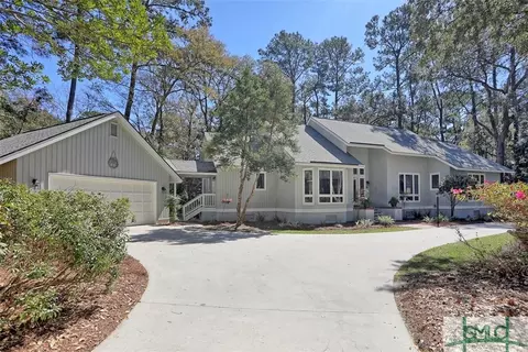 2 Turtle Ln, Savannah, GA 31411