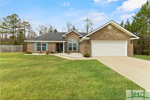 212 Powers Dr, Midway, GA 31320