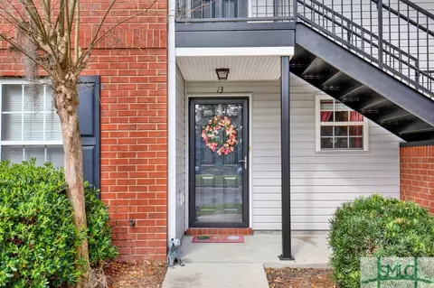 310 Tibet Ave #13, Savannah, GA 31406