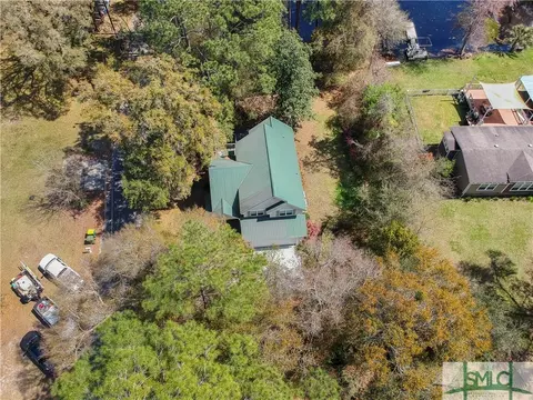 1010 Bond Rd SE, Darien, GA 31305
