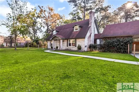 310 Pine St, Bloomingdale, GA 31302