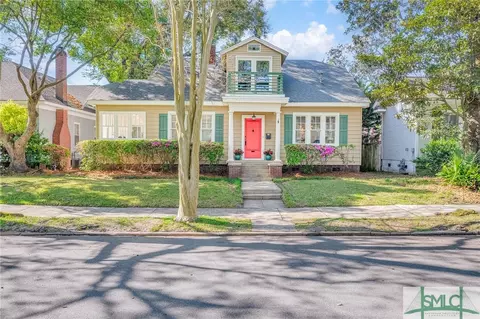 135 E 53rd St, Savannah, GA 31405