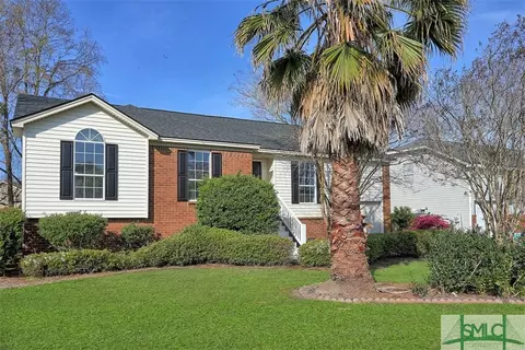 223 Stonebridge Dr, Savannah, GA 31410