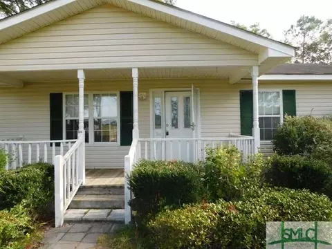 75 Eagle Pass, Swainsboro, GA 30401