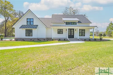 293 Golden Dr, Rincon, GA 31326