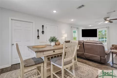 243 Best Loop, Hortense, GA 31543 photo 8