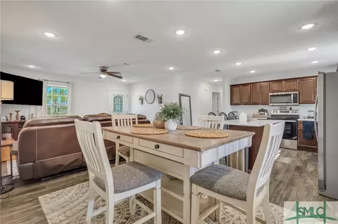 243 Best Loop, Hortense, GA 31543 photo 9