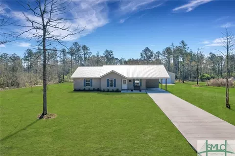 243 Best Loop, Hortense, GA 31543