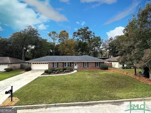 915 Boxwood Dr, Savannah, GA 31410