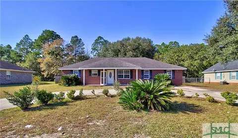 33 Kathy Rd, Hinesville, GA 31313