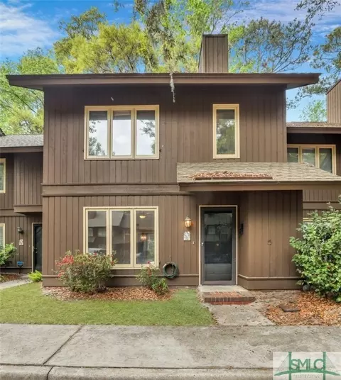 72 Brown Pelican Dr, Savannah, GA 31419
