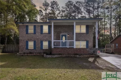 634 Parker Dr, Hinesville, GA 31313