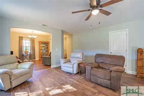 113 Knotty Pine Cir, Springfield, GA 31329 photo 11