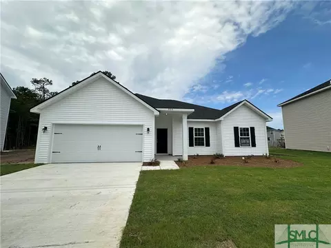 988 Turpentine Trl, Hinesville, GA 31313