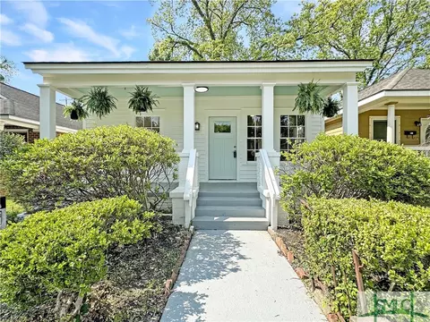 907 W 42nd St, Savannah, GA 31415