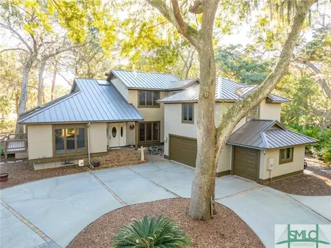 3 Baywood Ln, Savannah, GA 31411