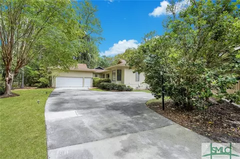 8 Cane Patch Ln, Savannah, GA 31411