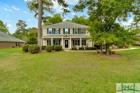 659 Lou Page Ln, Richmond Hill, GA 31324