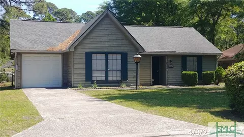 2 Earl Ct, Savannah, GA 31406