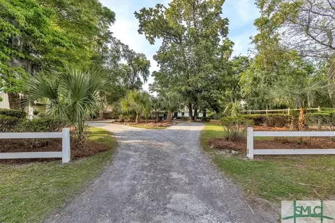 41 Cardinal Rd, Savannah, GA 31406 photo 4