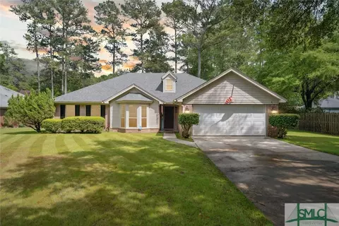 814 Huntington Way, Hinesville, GA 31313