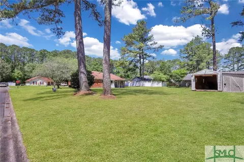 131 Rose Dr, Springfield, GA 31329 photo 4