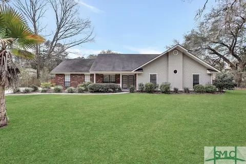 5050 Belfast Keller Rd, Richmond Hill, GA 31324