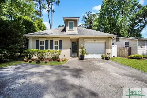 2422 Bon Air Dr, Savannah, GA 31406
