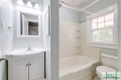 207 E 4th St, Springfield, GA 31329 photo 19