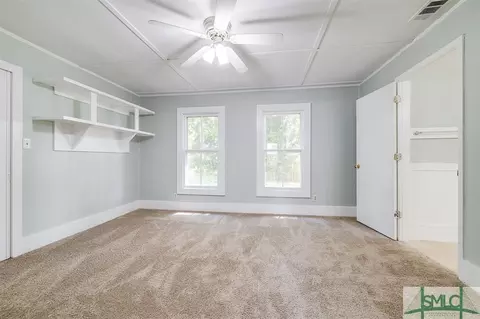 207 E 4th St, Springfield, GA 31329 photo 12