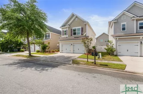95 Summer Hill Dr, Richmond Hill, GA 31324