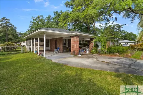 104 Jasper Dr, Garden City, GA 31408