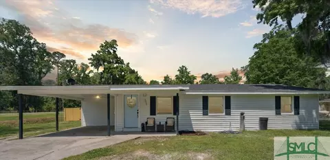 111 Hickory St, Bloomingdale, GA 31302
