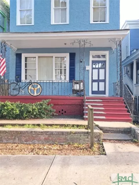 221 W 39th St, Savannah, GA 31401