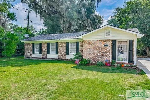2 La Brea Blvd, Savannah, GA 31419
