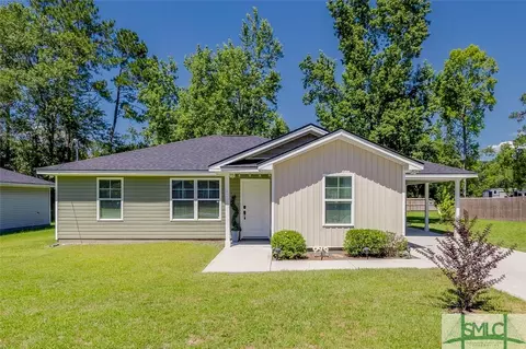 625 S Macon St, Ludowici, GA 31316