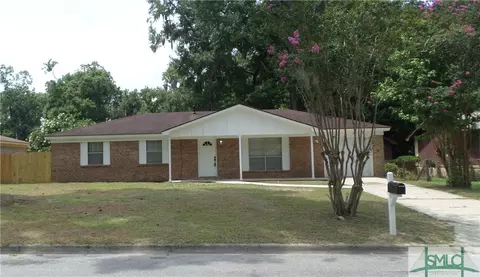 31 E Welwood Dr, Savannah, GA 31419
