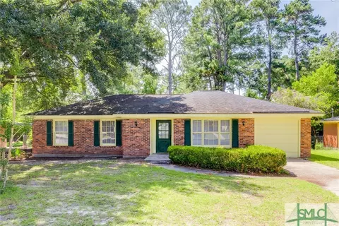 14 Sheridan Dr, Savannah, GA 31406