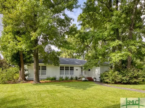 331 Lafayette Cir, Savannah, GA 31405
