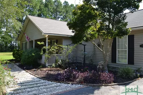 101 Bark Dr, Springfield, GA 31329 photo 4