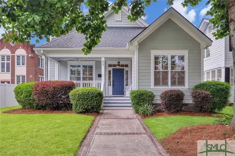 217 E 48th St, Savannah, GA 31405