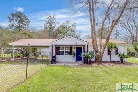 601 Cranman Dr, Savannah, GA 31406