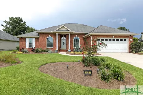 48 Steven St, Richmond Hill, GA 31324