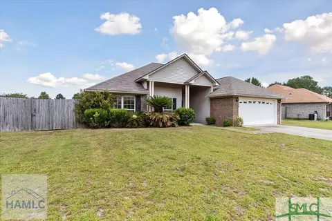 2138 Walberg Dr, Hinesville, GA 31313